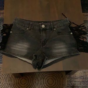 ASHLEY MASON Black denim shorts with fringe Size 5